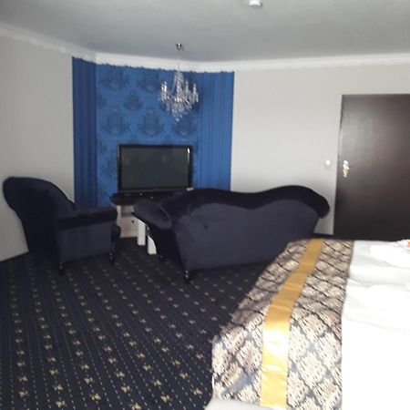 Mucha Ohg Hotel Sembziner Hof Klink Exterior photo